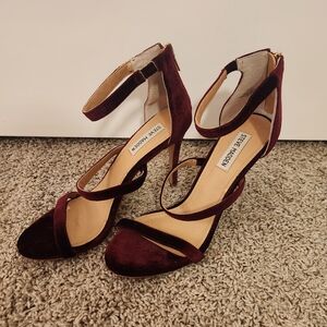 Steve Madden Burgundy Velvet Heels